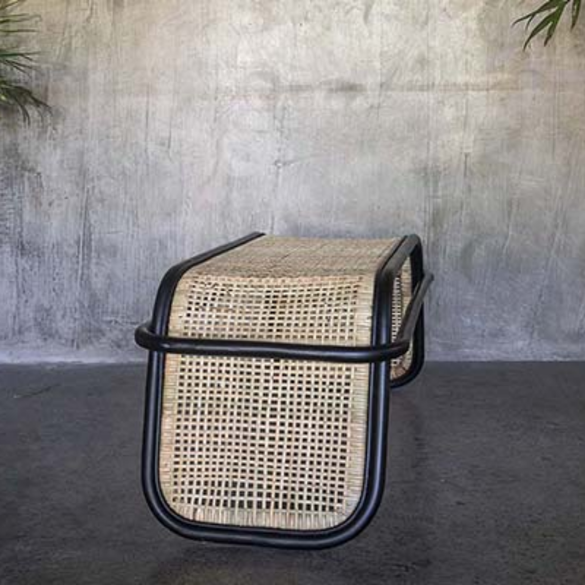 A'at håndlavet bænk